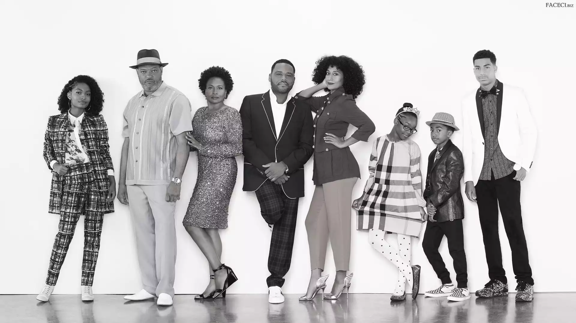 Yara Shahidi, Marcus Scribner, Laurence Fishburne, Serial, Tracee Ellis Ross, Anthony Anderson, Black-ish, Czarno to widzę, Jenifer Lewis
